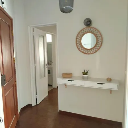 Lx Factory Apartment-lisbon Style-spacious & Bright-congress Centre