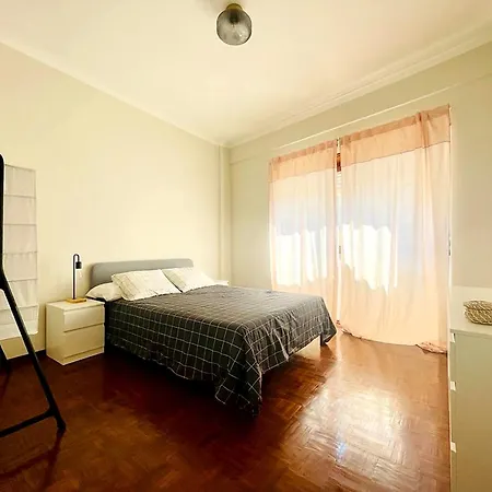 Lx Factory Apartment-lisbon Style-spacious & Bright-congress Centre 公寓 Lisboa